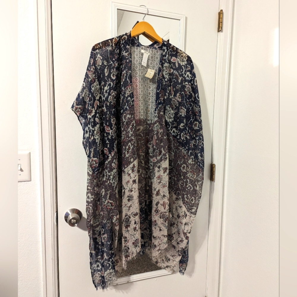 New With Tags! Maurices Open Front Floral Print Kimono